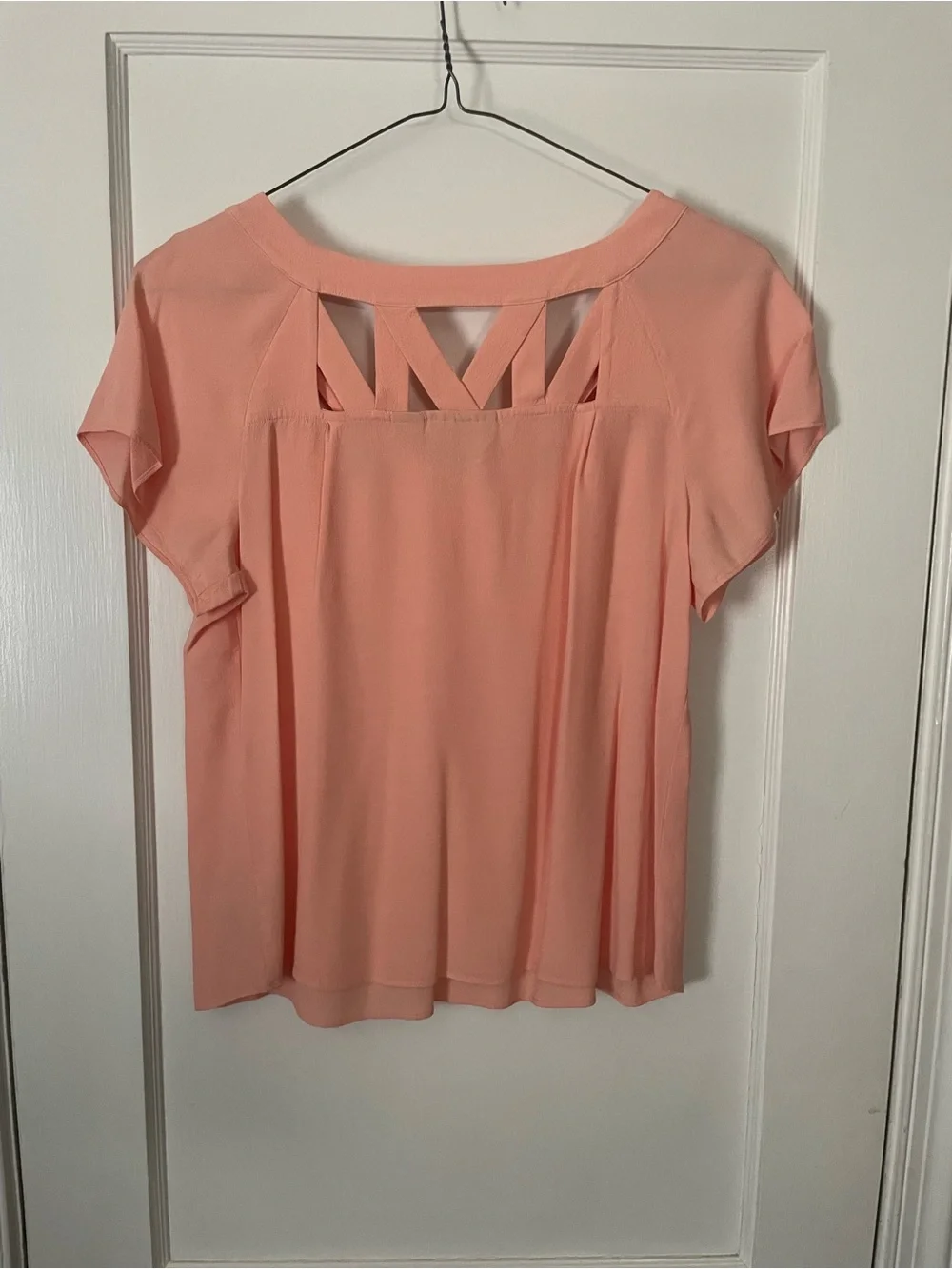 Maeve by Anthropologie "Tri-Cut" lattice-detail blouse Sz 6 Peach Flutter Sleeve - Picture 4 of 4